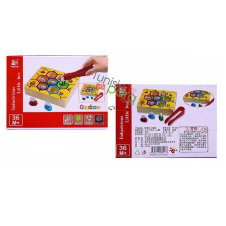 Indutrious little bee